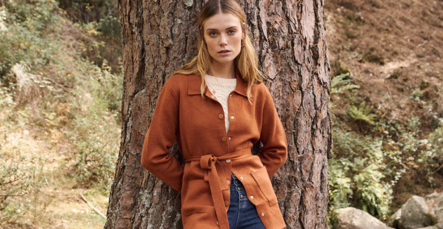 Tendencias de moda para mujer en otoño 2024: Colores y prendas clave