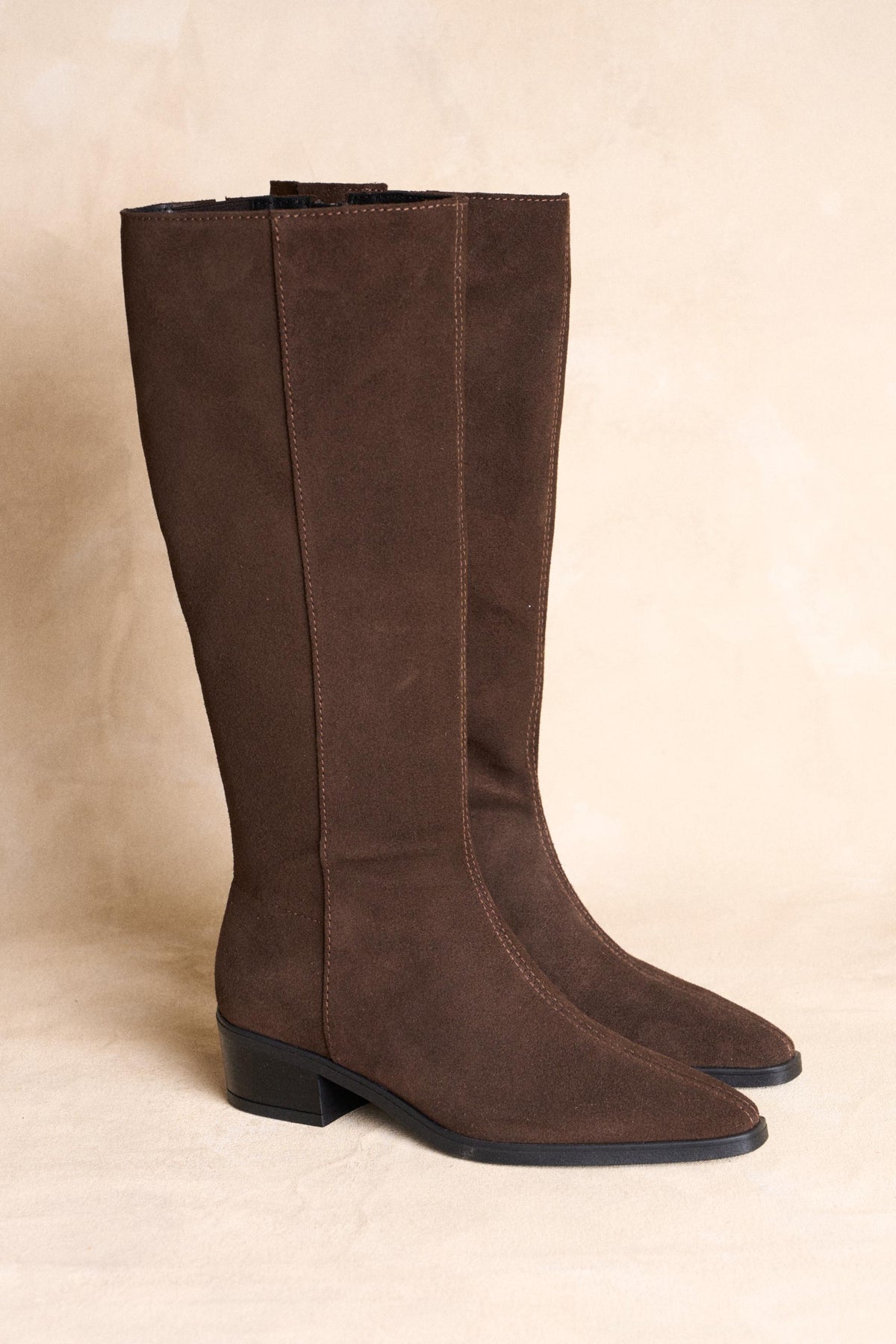 Greta leather boot