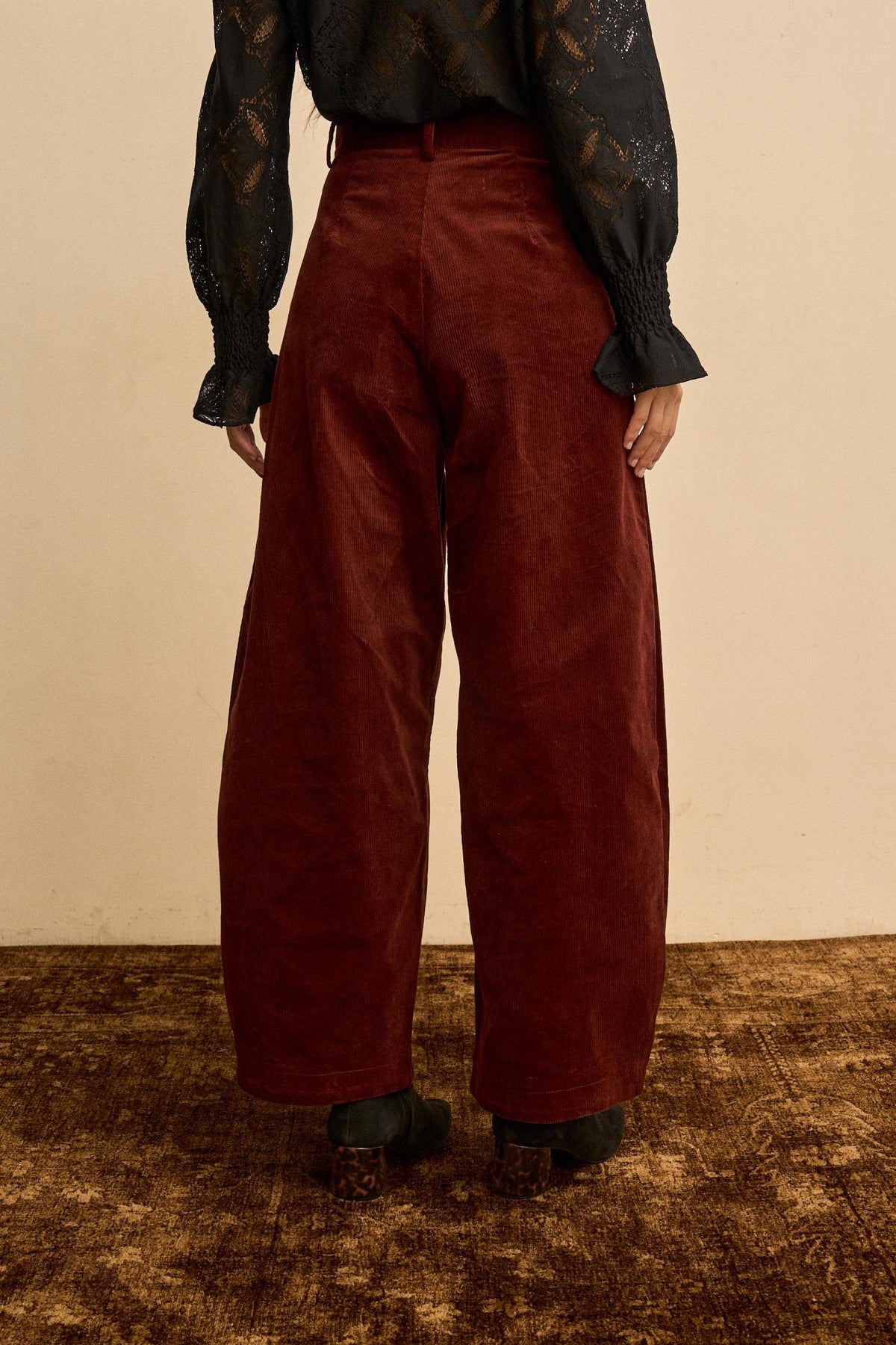 Pantalón Pinzas Pana Eliora