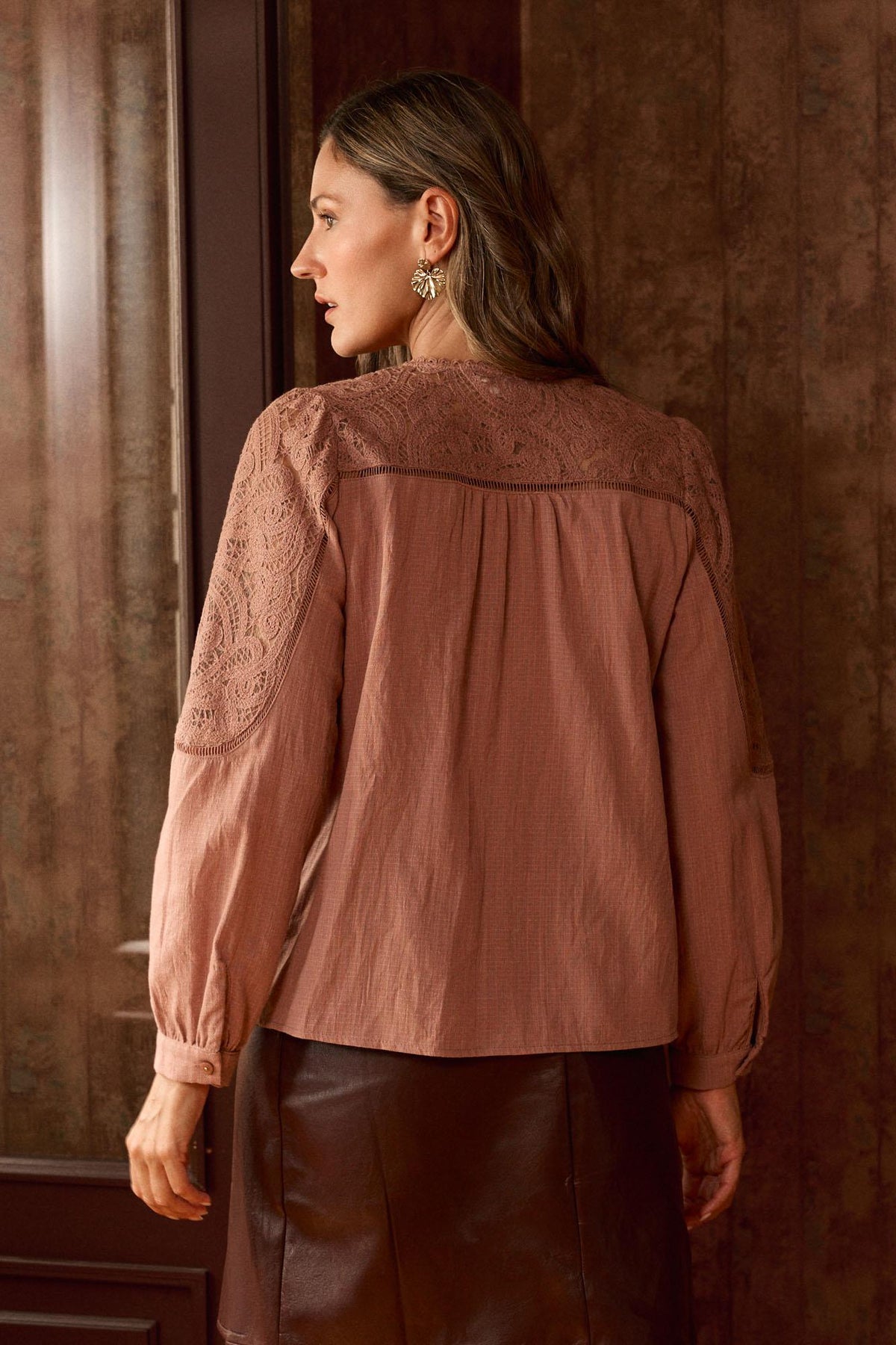 Chemise en dentelle Lina