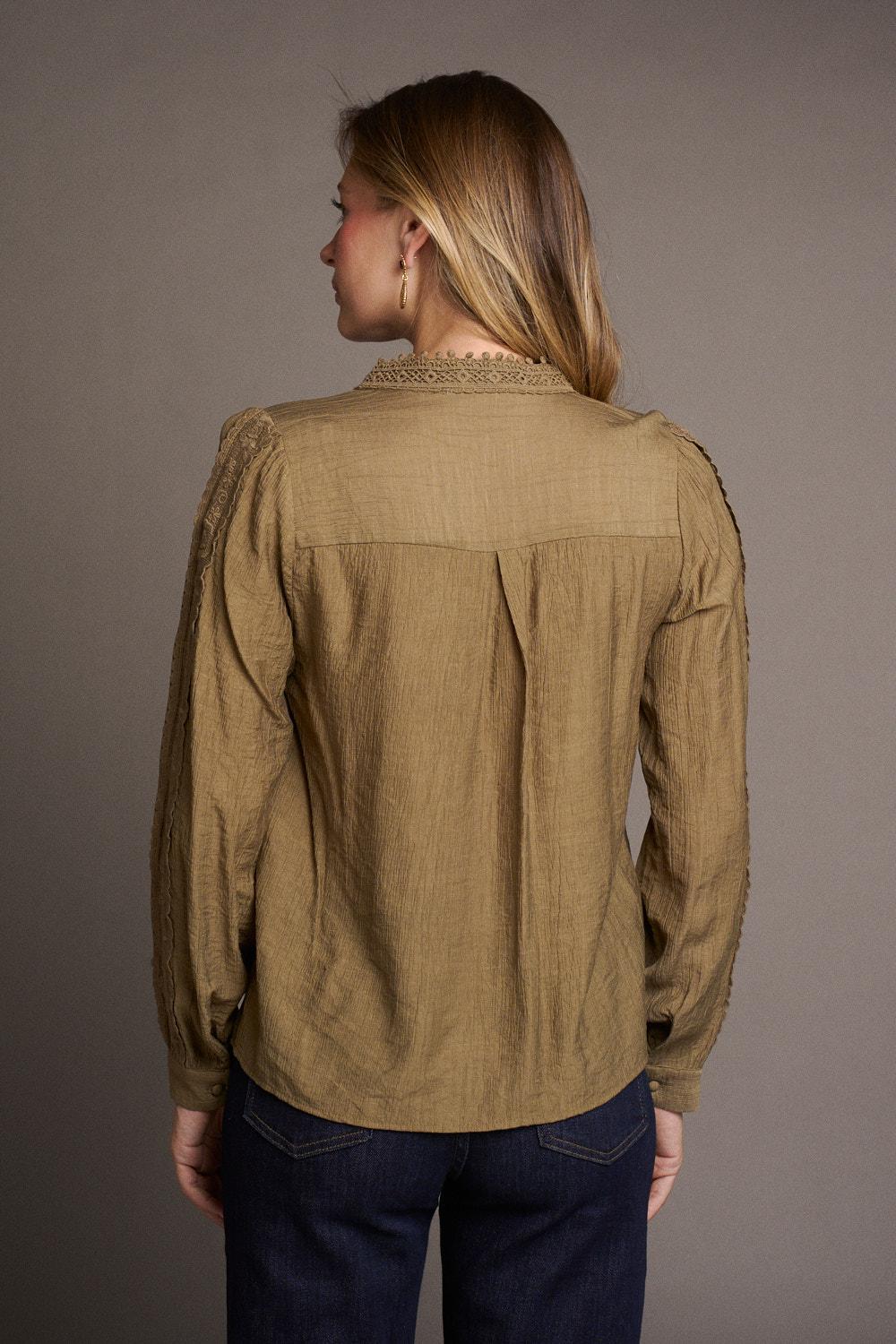 Chemise en dentelle Léonie