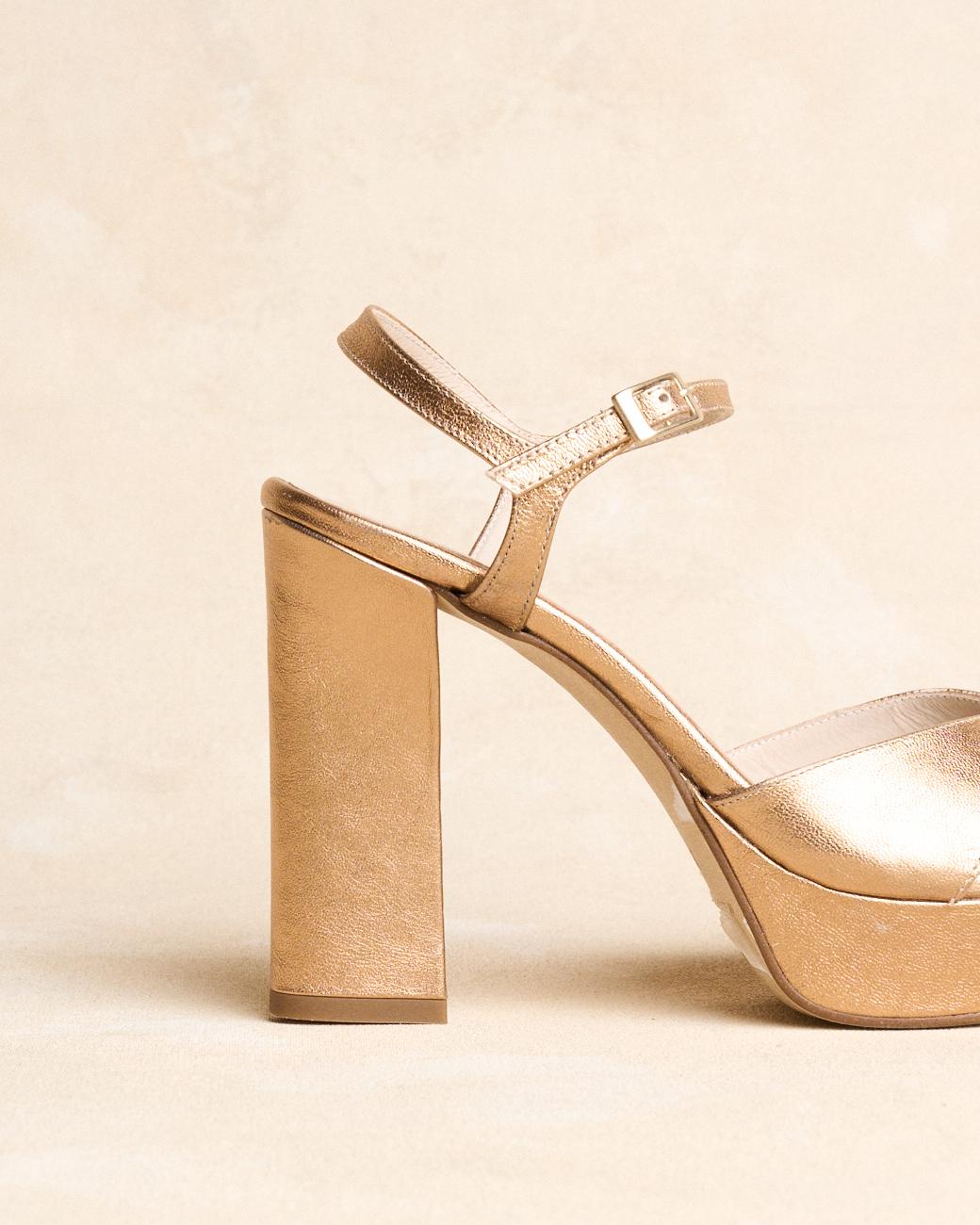 Estela Cross Shoes