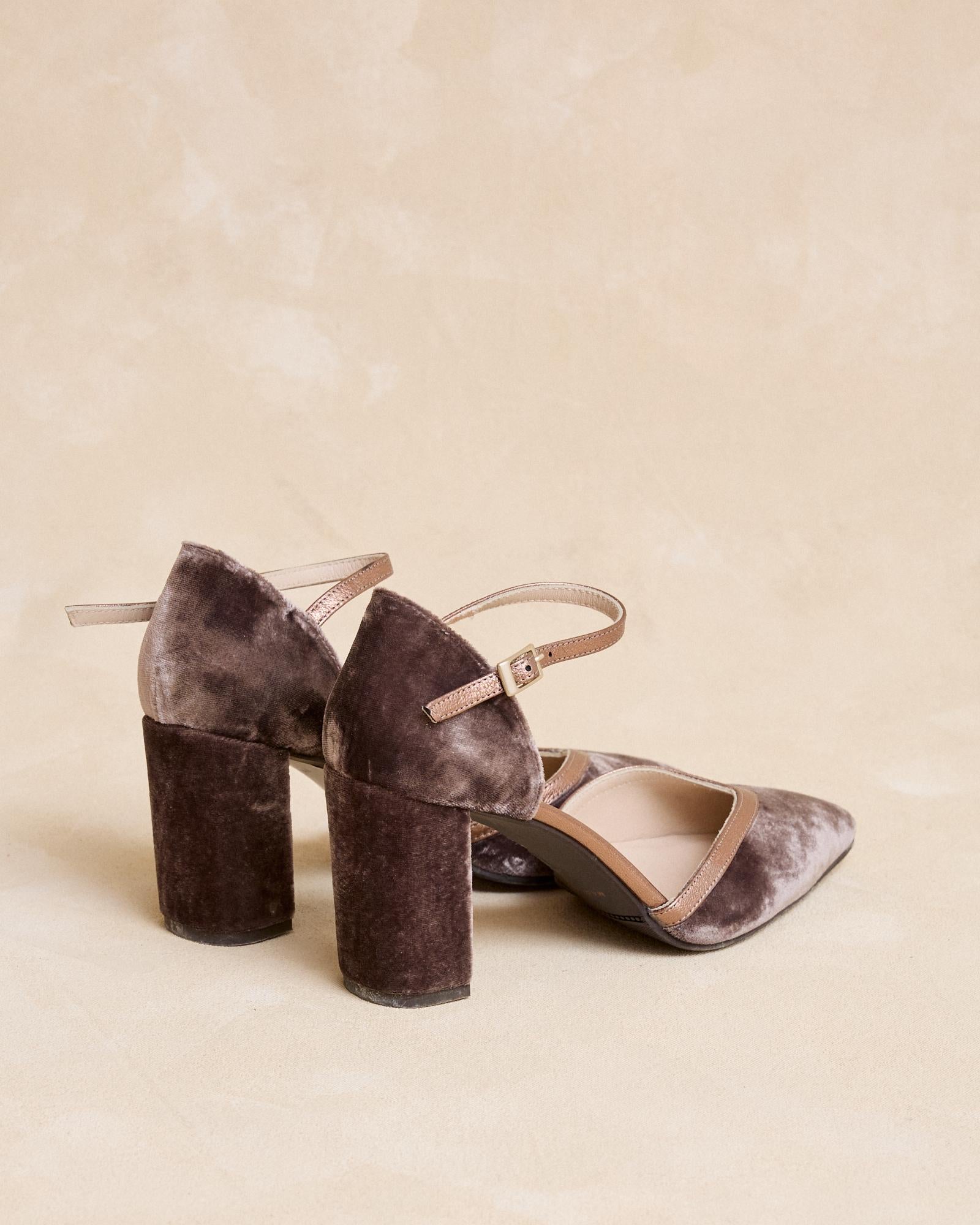 Loina Heeled Shoe