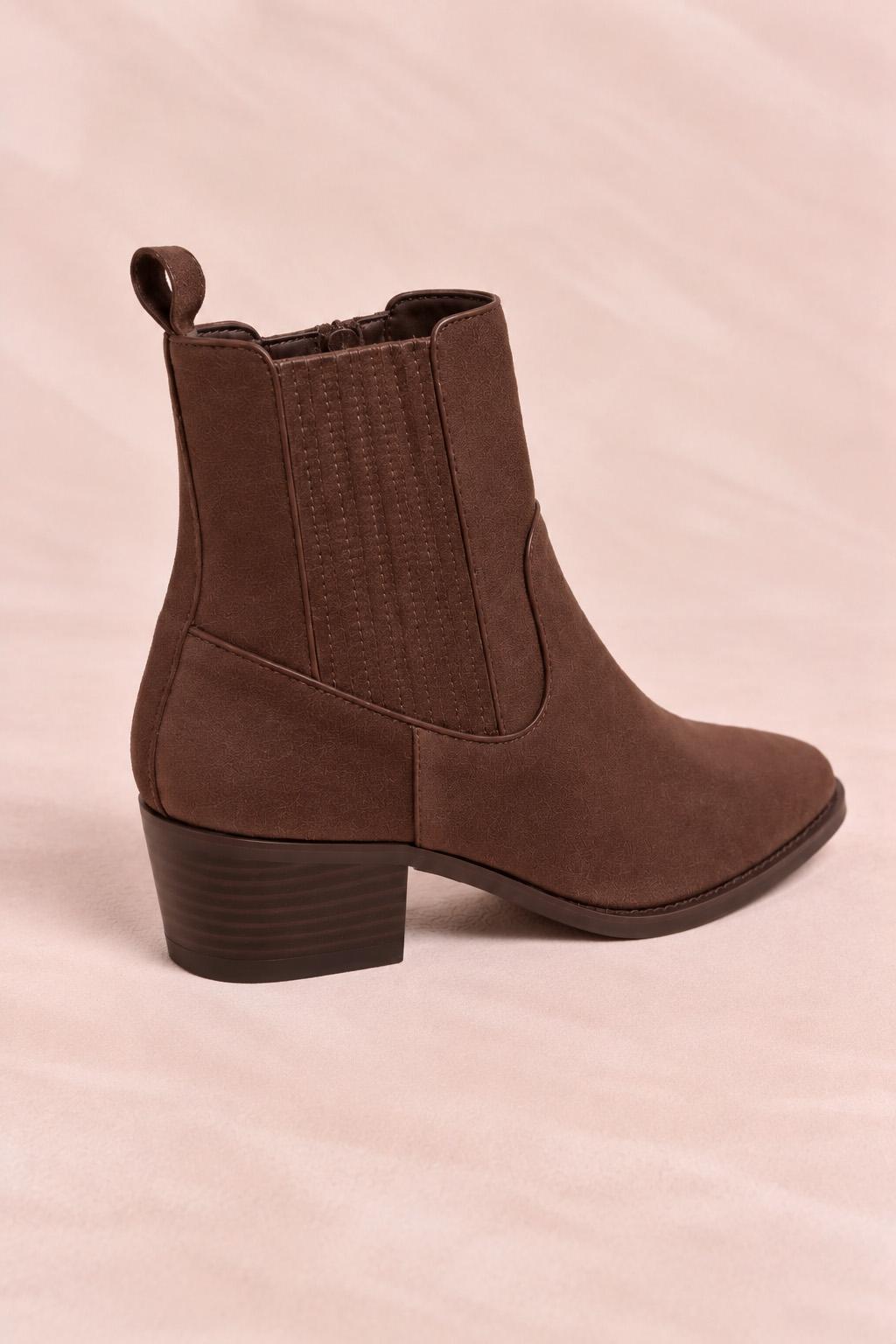 Kenia Leather Ankle Boot