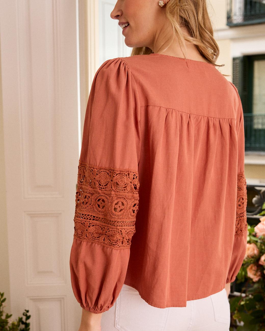 Chemise ajourée Manuela
