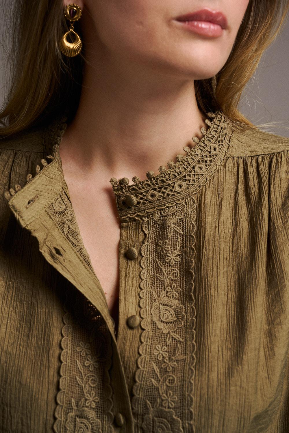 Chemise en dentelle Léonie