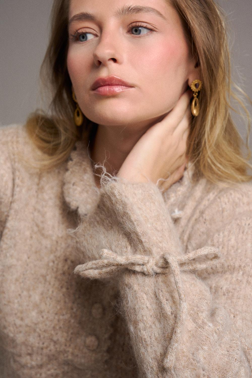 Laura Knot cardigan