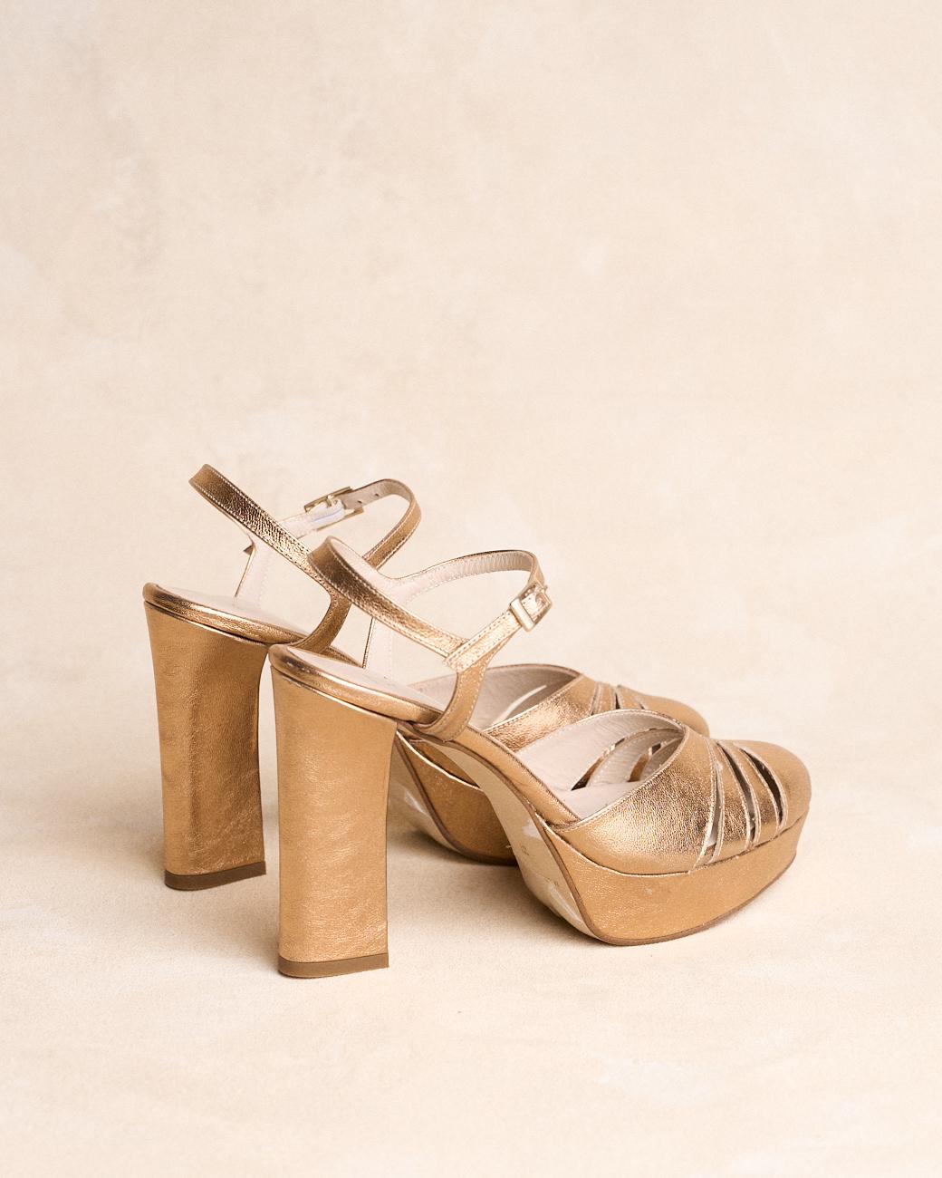 Estela Cross Shoes