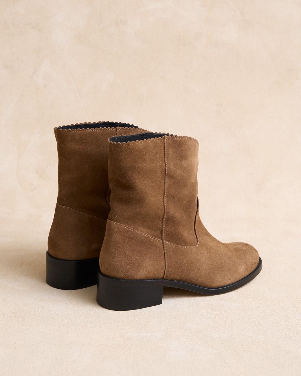 Serrala Wave Ankle Boots