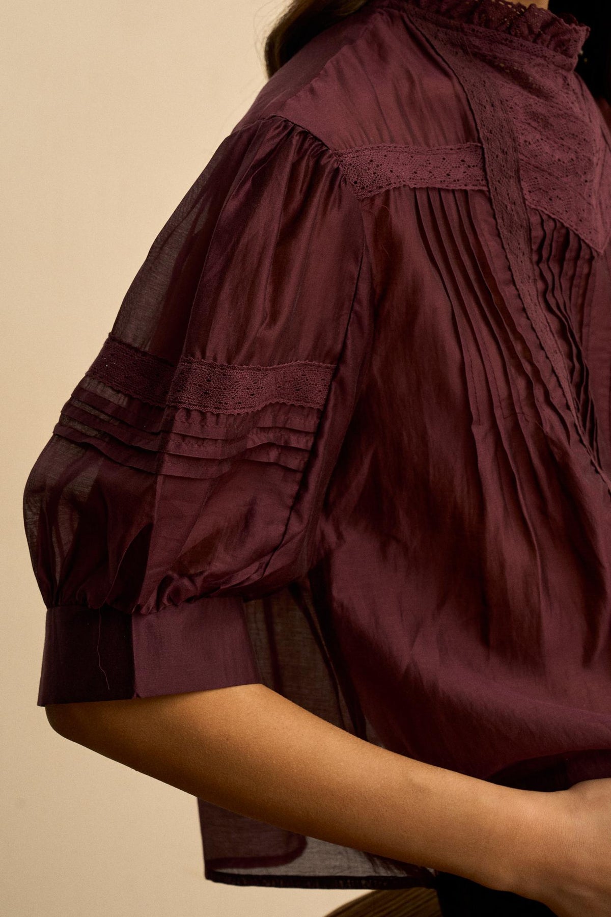 Blusa Jaretas Abullonada Soline