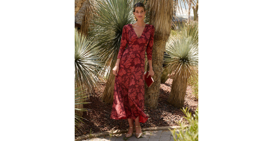 ¿Cómo vestir en una boda de invierno con estilo y elegancia?
