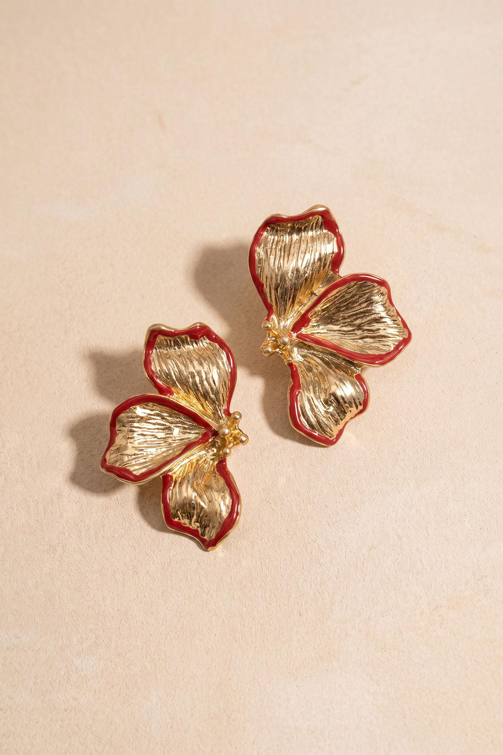 Elisa Metallic Flower Earrings