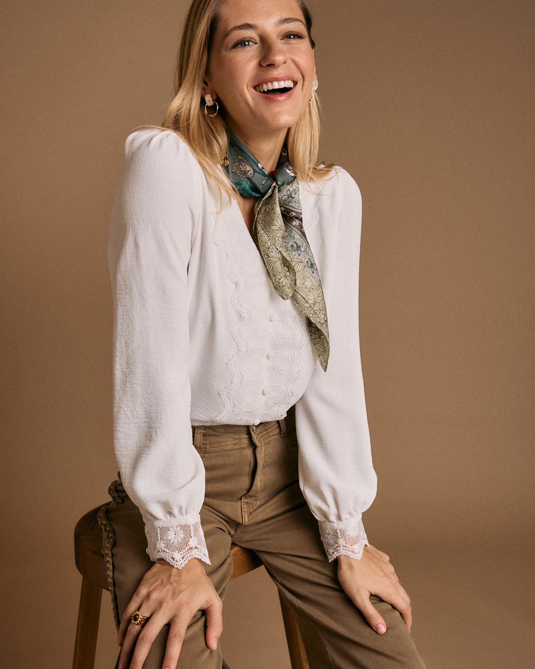 Camisa Detalle Bordado Greta