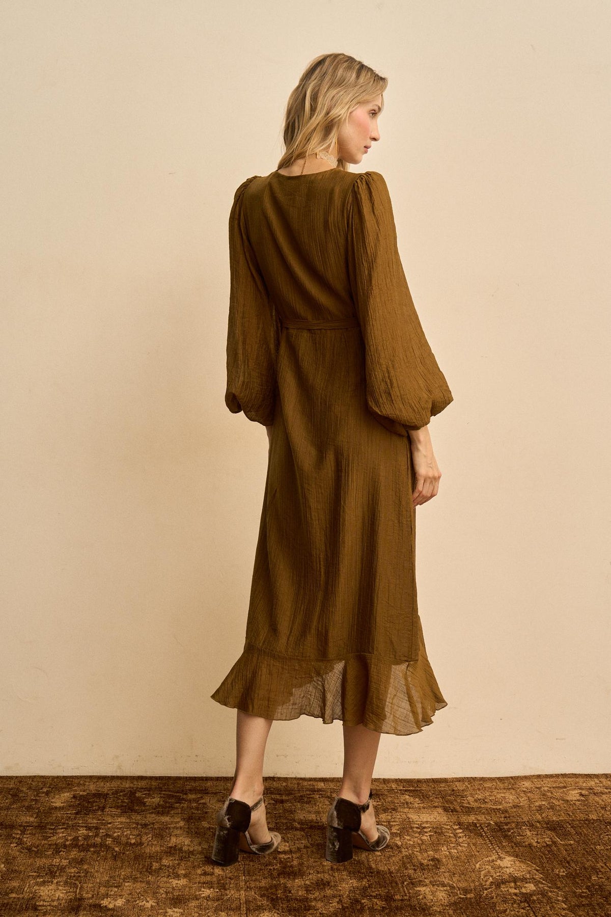 Robe à encolure basse Silvia