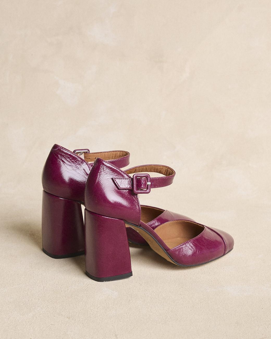 Mary Jane Escote Bibiana
