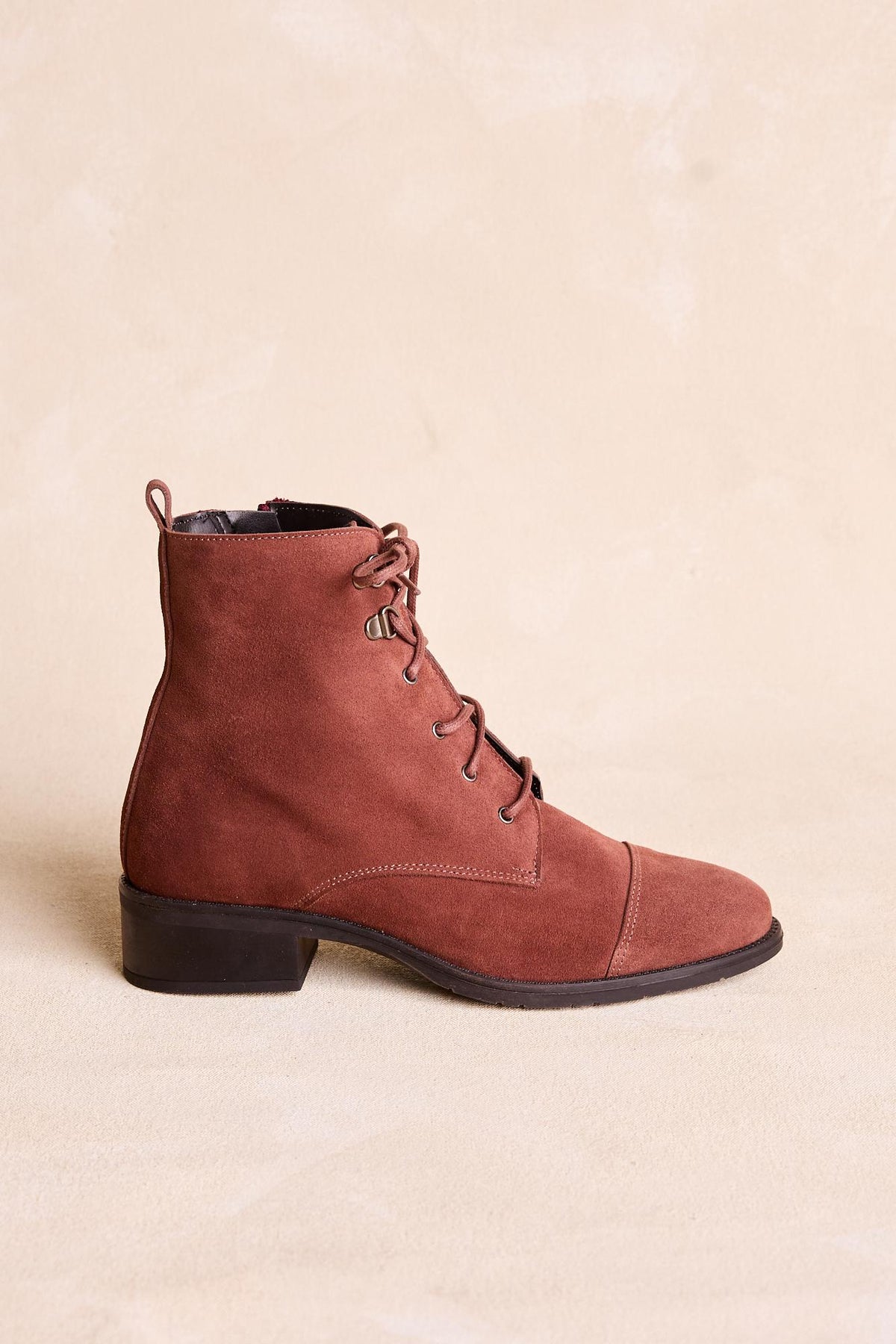 Alisa Lace-up Ankle Boots