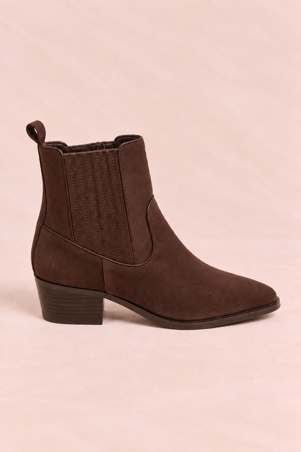 Kenia Leather Ankle Boot