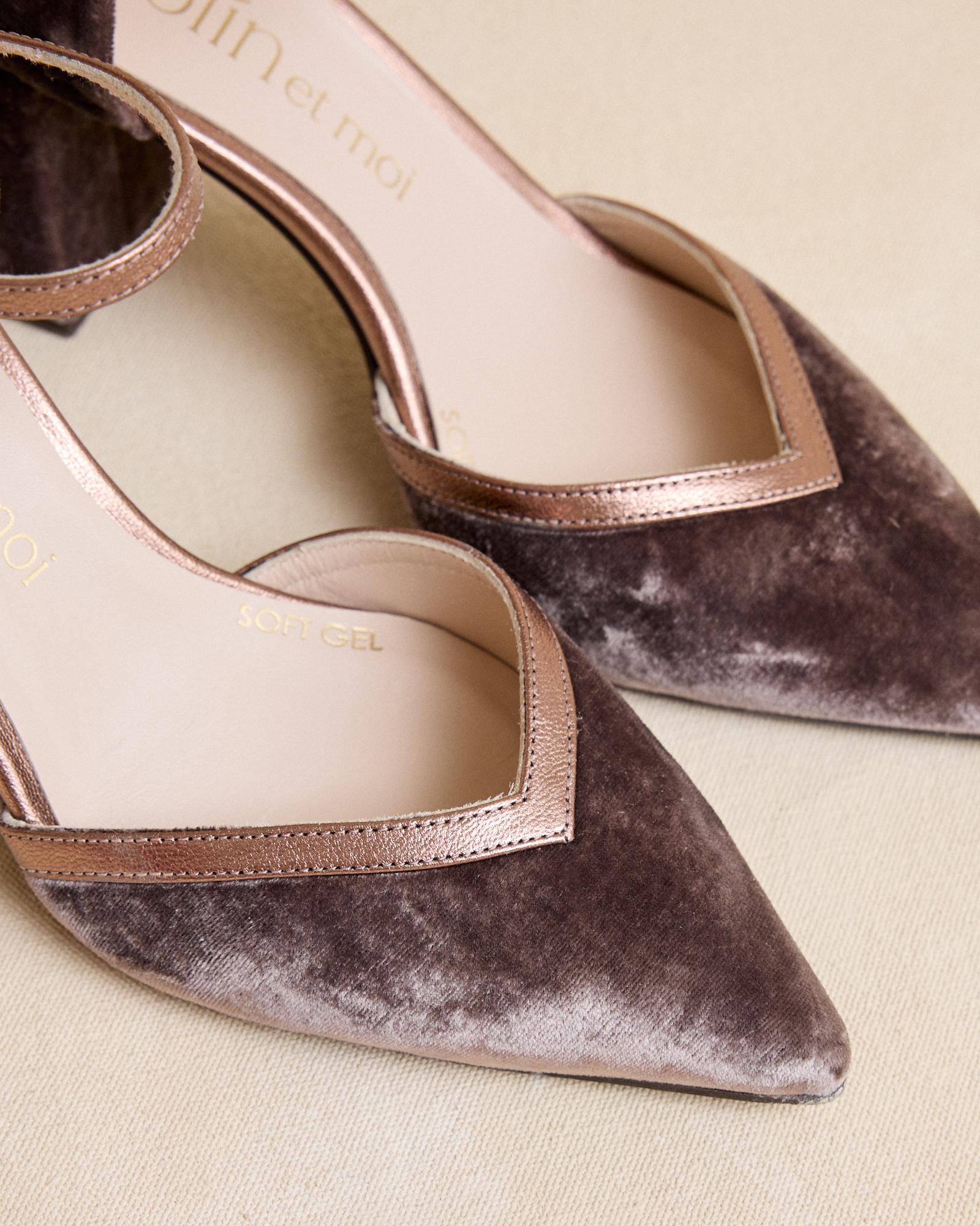 Loina Heeled Shoe