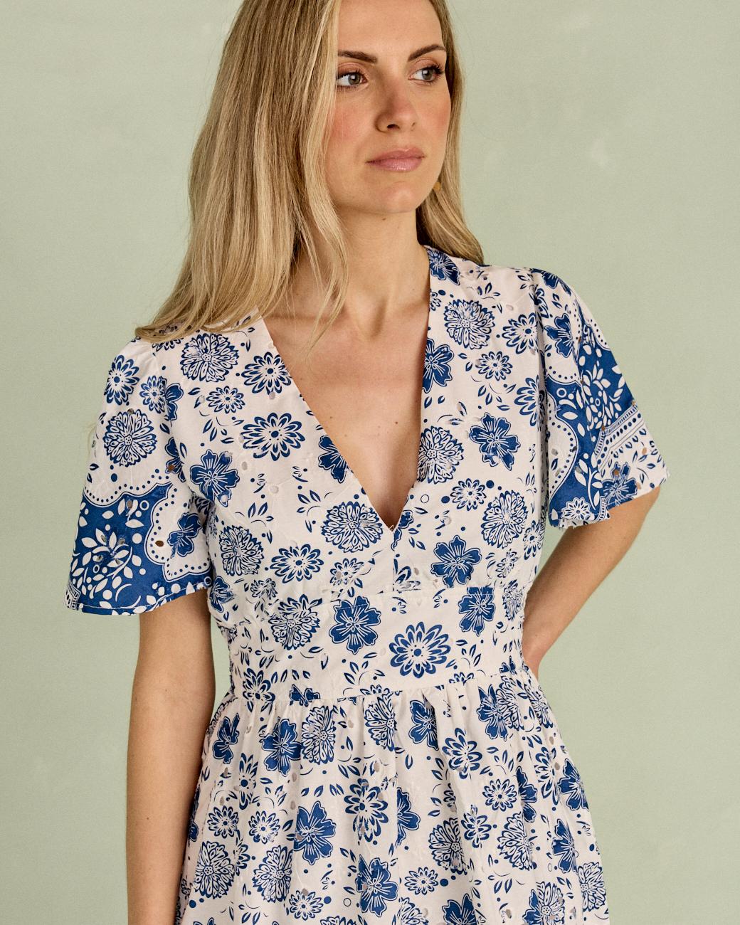 Robe courte à fleurs Milia
