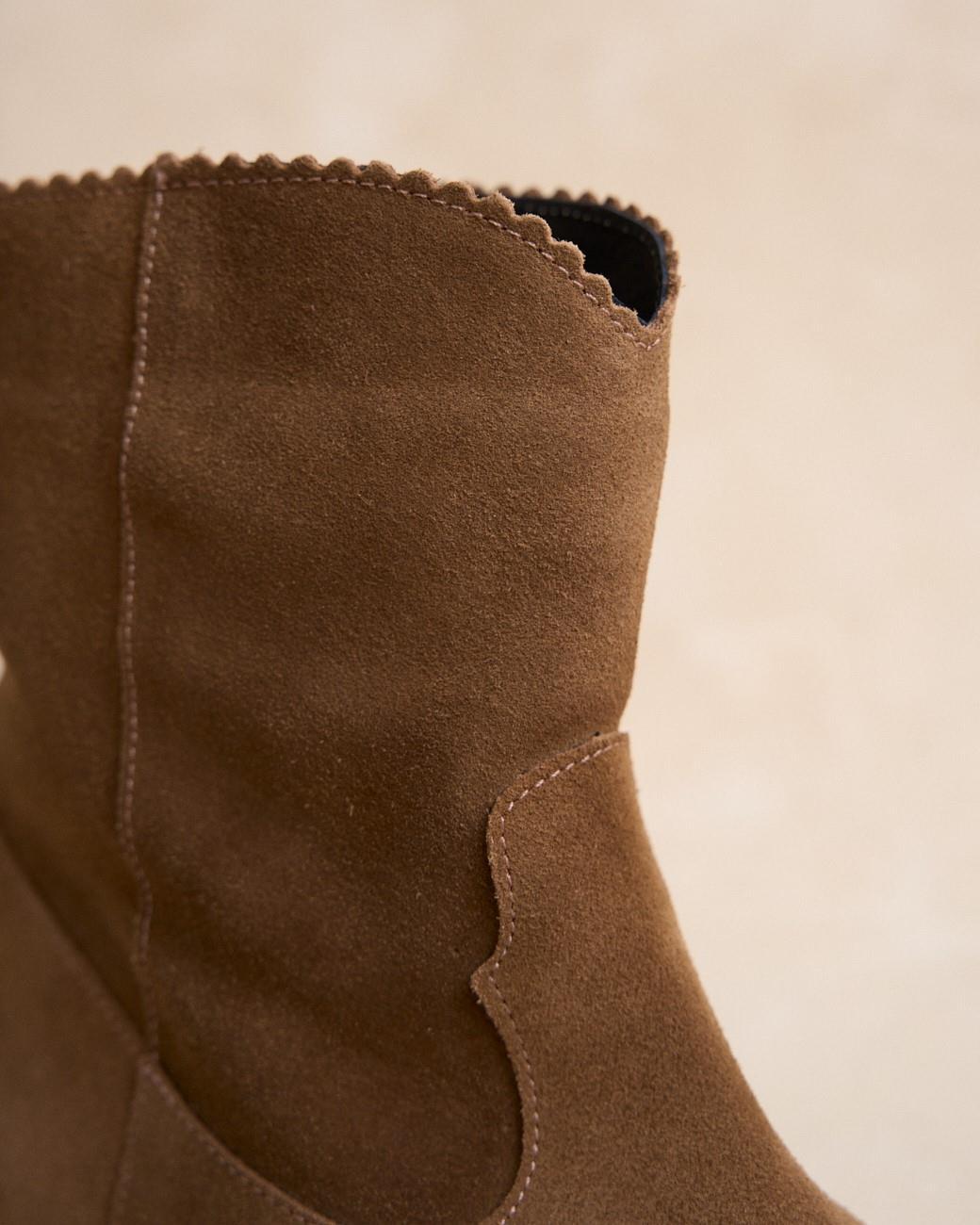 Serrala Wave Ankle Boots