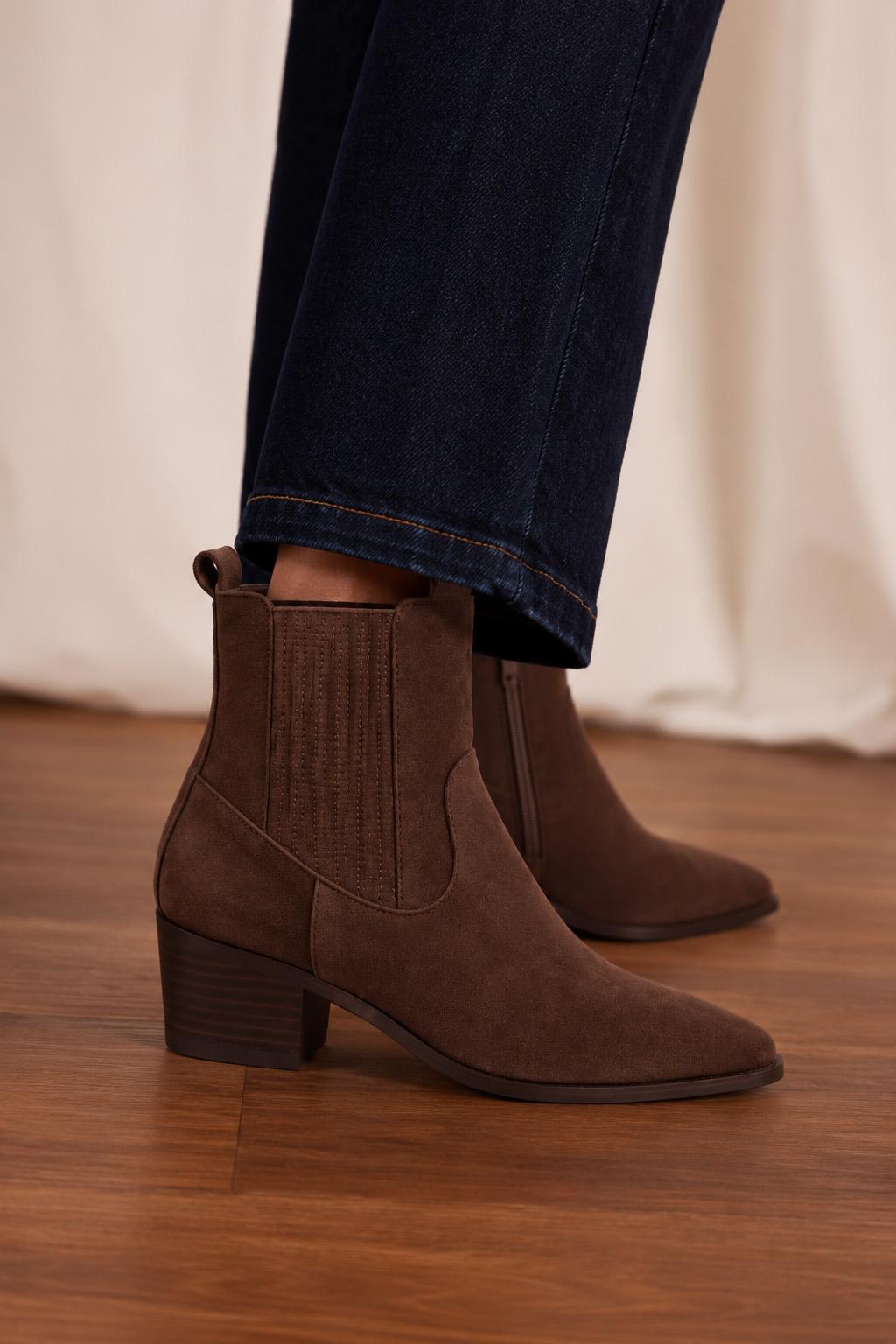 Kenia Leather Ankle Boot