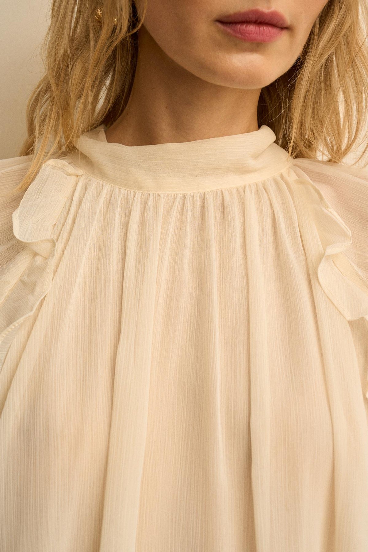 Elianeve Ruffle Blouse