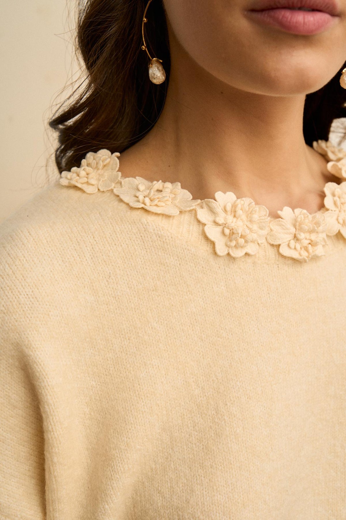 pull à fleurs col Mélisande