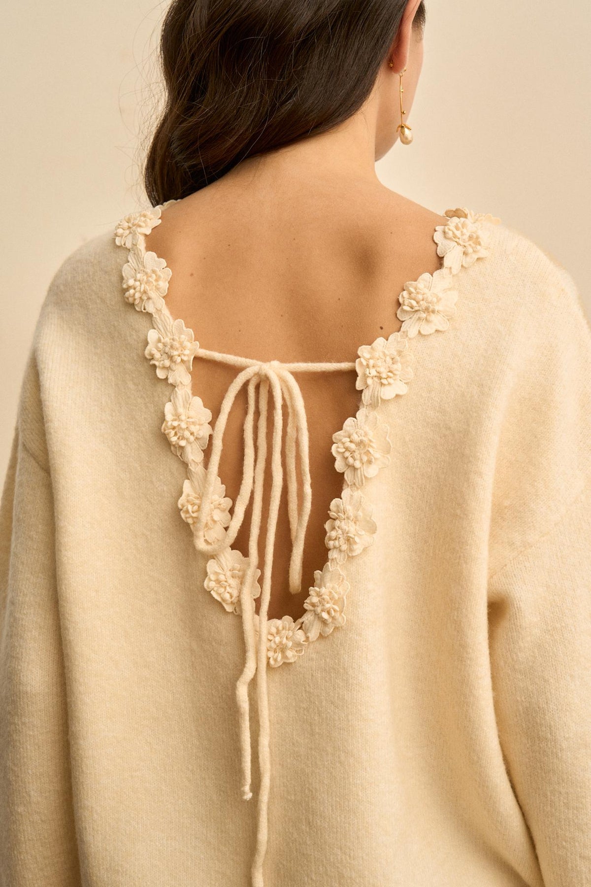 pull à fleurs col Mélisande